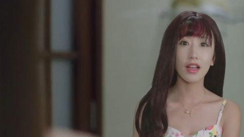 变身女友在线观看,浪漫奇幻之旅，在线观看带你领略爱情魔力